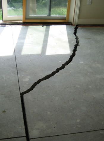 severely cracked foundation slab floor in Cibolo